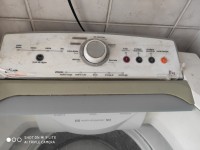 Máquina de lavar roupas Brastemp